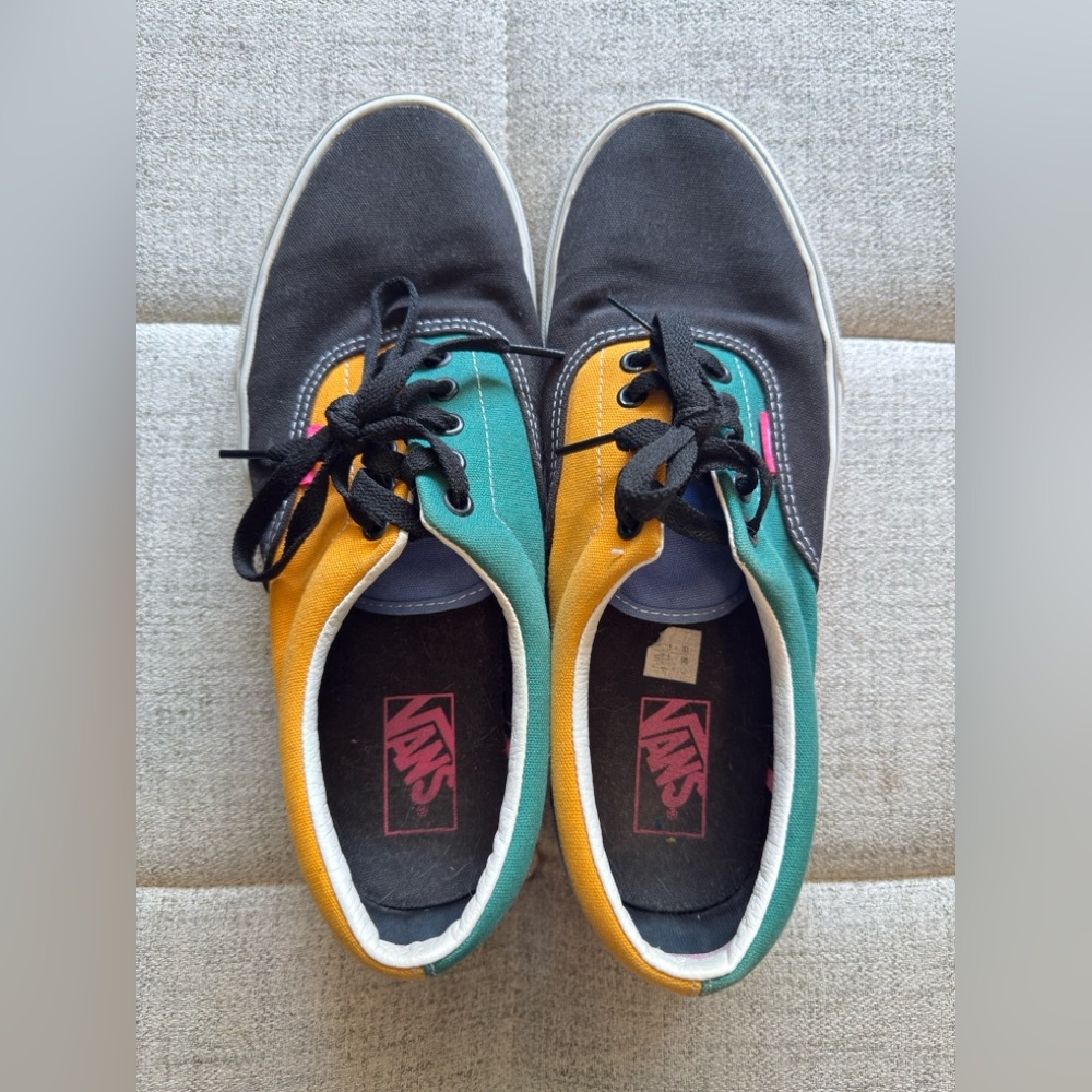 Men’s VANS Shoes Size 11 Retro colorblock design